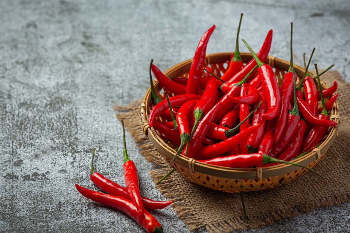 Il cibo piccante fa bene? Ricette, verità e miti