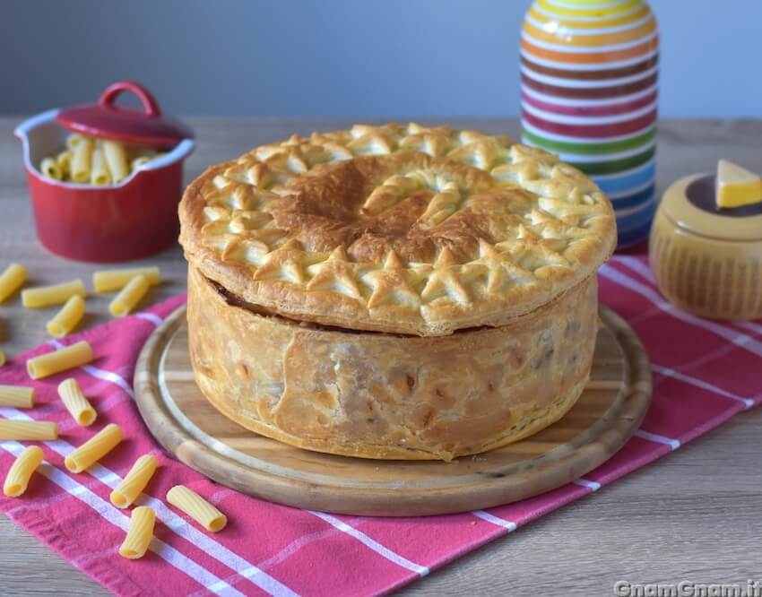 Pentola di pasta sfoglia