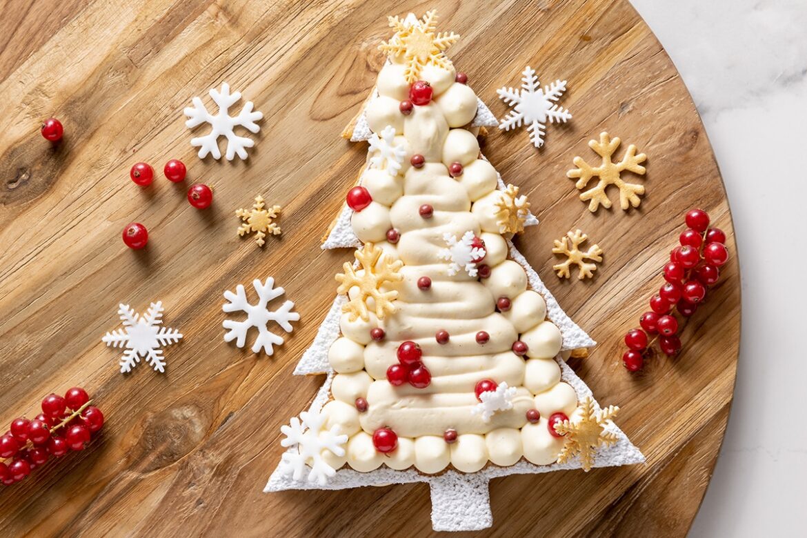 Albero di pasta sfoglia dolce