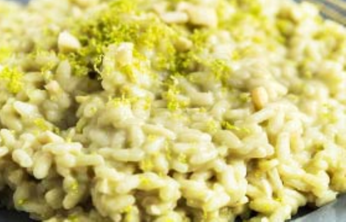 Risotto al tè Matcha, mandorle e lime