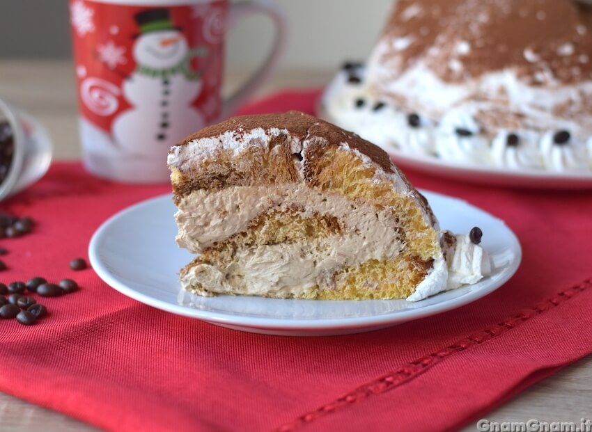 Zuccotto di pandoro al tiramisù
