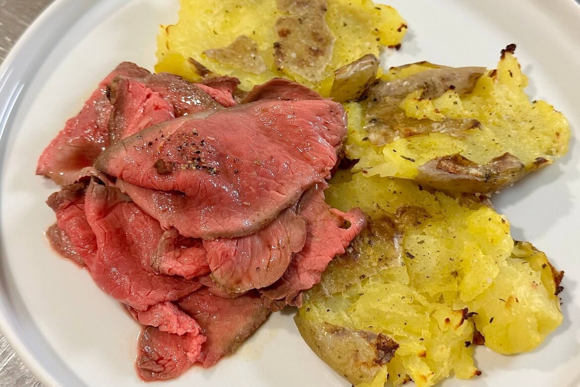 Roast beef, un classico intramontabile e alla portata di tutti: ecco la ricetta con tutti gli step