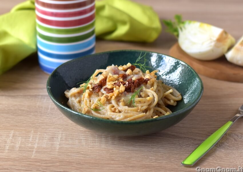 Spaghetti con crema di finocchi