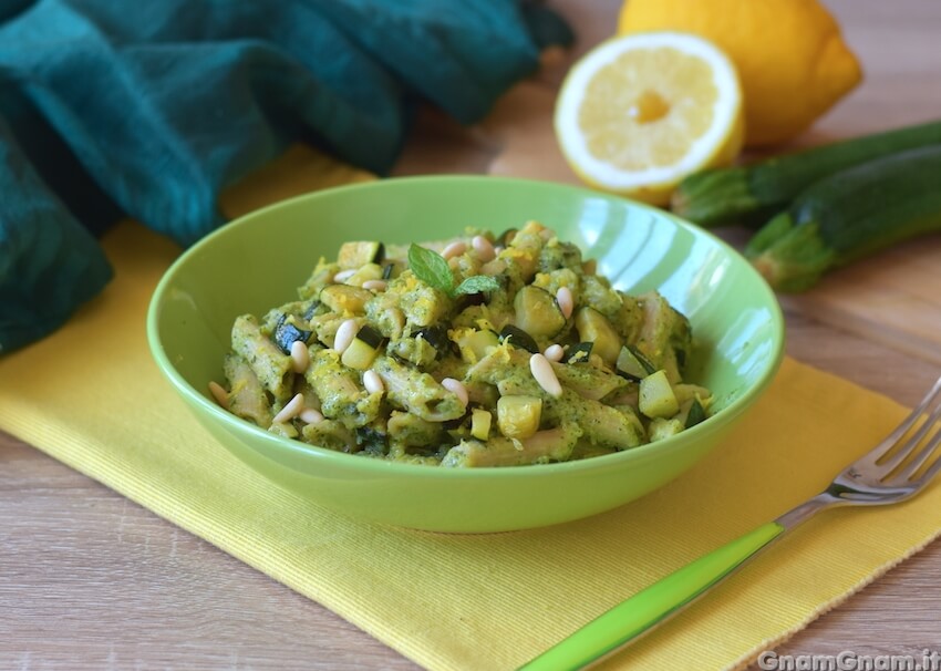 Pasta limone e zucchine: cremosa senza panna e pronta in 20 minuti