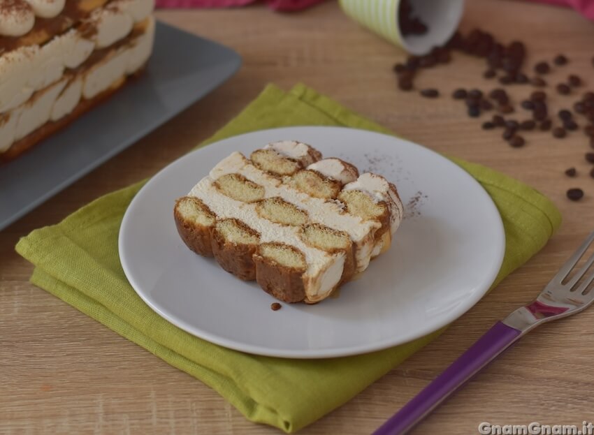 Tiramisù gelato: ecco come trasformare il classico tiramisù in una torta gelato