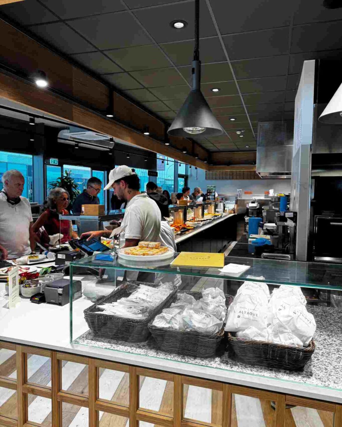 Com’è Altrove, ristorante del Viaggiator Goloso a Milano CityLife