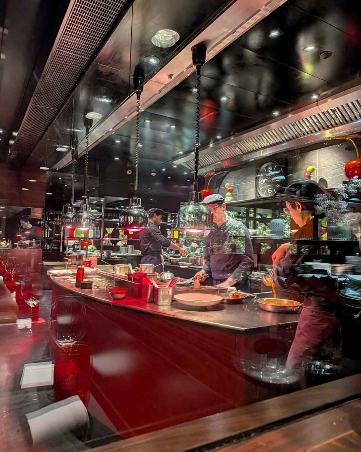 La stella Michelin più famosa di Parigi è su Champs Élysées: com’è