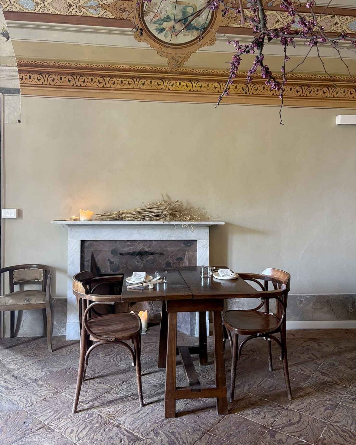 Il ristorante del collettivo nel palazzo del ‘500 del Monferrato