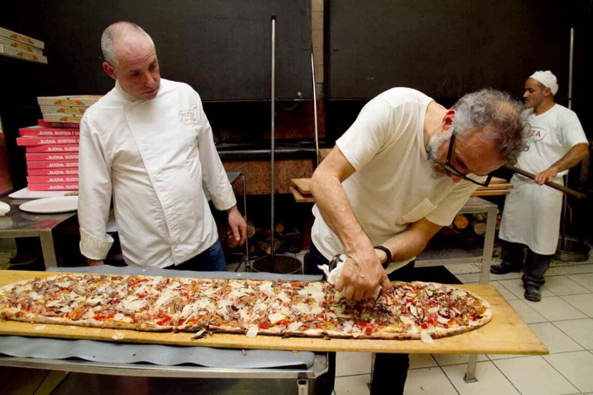 L’assessore prova a fare ironia sulla pizza, ma Massimo Bottura lo asfalta a Modena: «Ma lei chi è?»